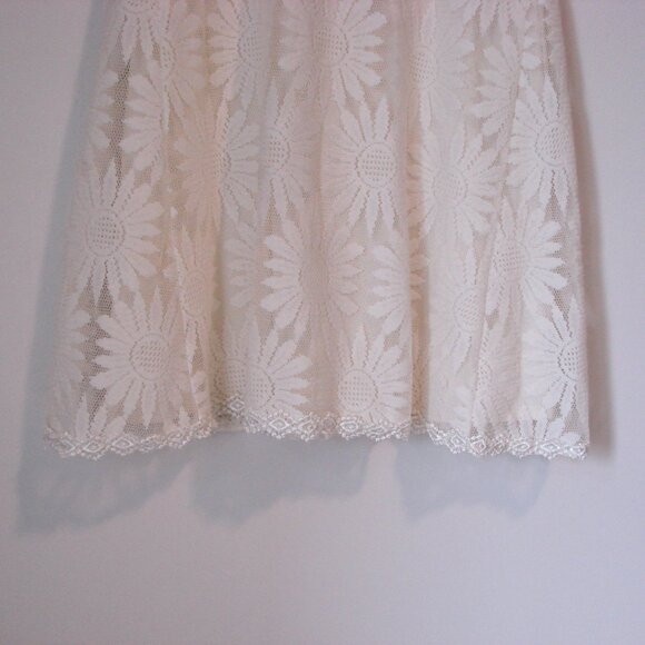 Anthropologie Kimchi Blue White Ivory Dress Floral Lace Mini Flare Wedding XS - Picture 14 of 16